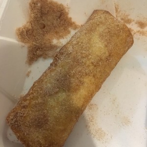 rollo de canela con manzana