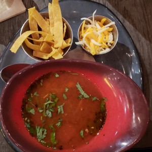 sopa de tortilla