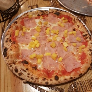 Pizza Hawaiana