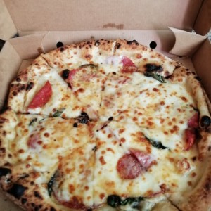 Pizzas rojas - Pizza yeyesita