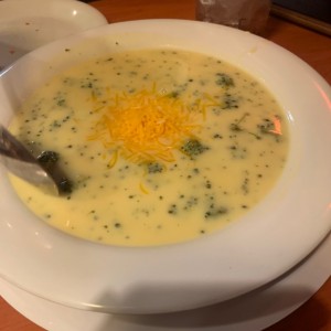 Sopa de brocoli con queso