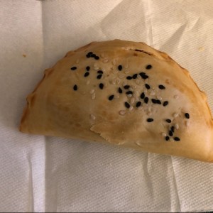 empanada de queso con espinaca