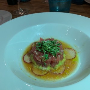 ENTRADAS - TUNA TARTAR