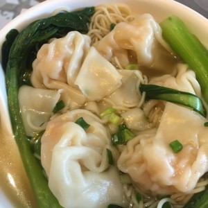 sopa de wanton