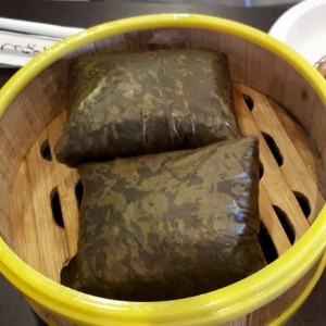 Tamal de arroz chino