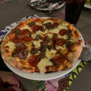 Pizza Peperoni Churrasco