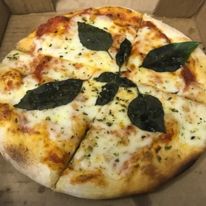 pizza margarita - lunch menu