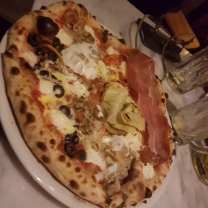 pizza capricciosa