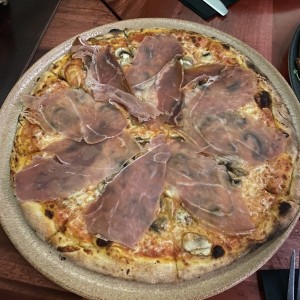 Pizza de prosciuto
