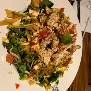 ensalada chipotle con pollo