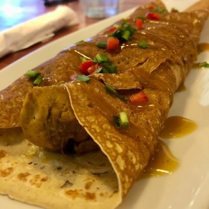 Crepe de pollo thai.