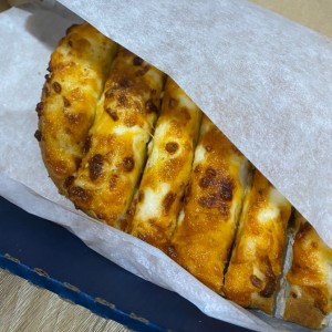Panes - Cheesy Bread