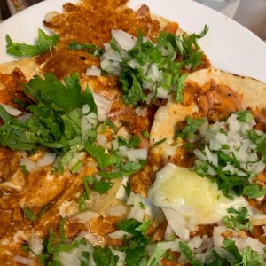 tacos al pastor 