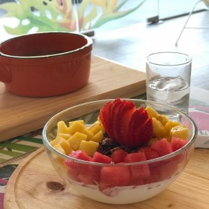 Bowl De Frutas Tropical y Sopa de Zapallo ??