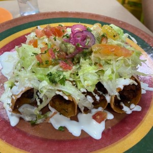 Tacos Dorados de chorizo