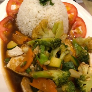 tofu con vegetales