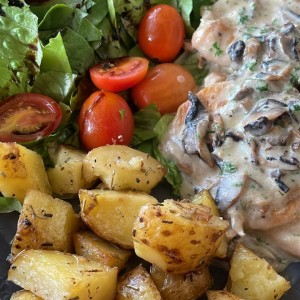 Filetto di Pollo con Funghi Freschi