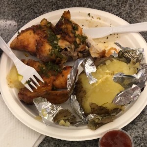 pollo con papa asada