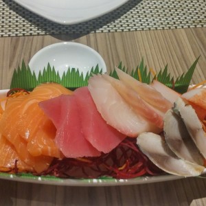 sashimi de 12 piezas