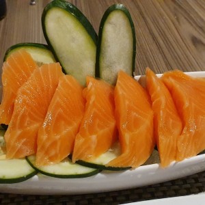 sashimi de salmon