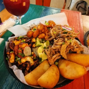 Seafood craving platter