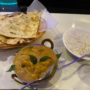 IGARLIC NAAN, BASMATI RICE & CHETTINAD CHICKEN