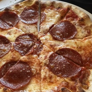 Pizzas - Salame Piccante