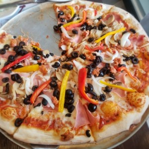 Pizza Caprichosa Familiar