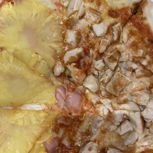 Pizzas - Hawaiana / Pollo