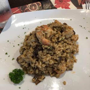 rissotti de camarones y hongos