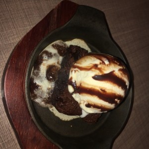 Brownie con Helado