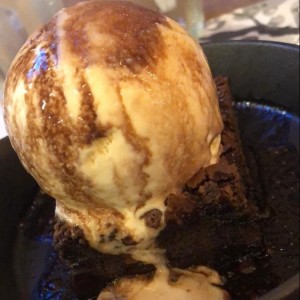 Brownie & Vainilla Ice Cream. DELI DELI!!!