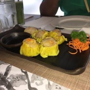 Entradas/Carpaccio - Ebi Shumai