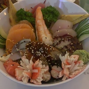 Sushi Mixto Especial (Para 2 personas)