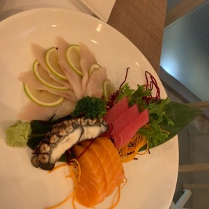 Ato Sashimi Mixto