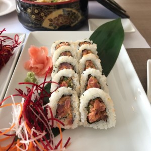 Spicy tuna roll (10 piezas)