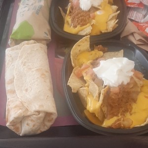 burrito 5 layer con nachos supreme 