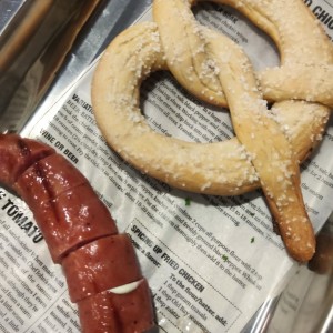 pretzel con chorizo