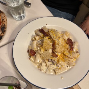 Rigatoni Ni Carbonara Ni Alfredo