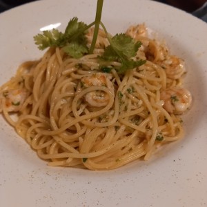 Spaghetti Aglio, Oleo e Gamberetti
