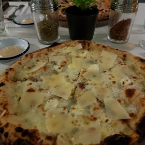 Pizza Quatro Staccione 