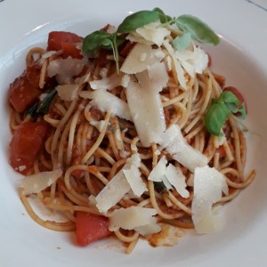 Spaghetti al Filetto di Pomodoro