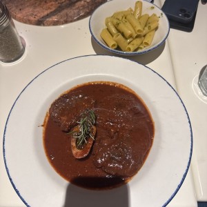 Secondi Piatti - Ossobuco