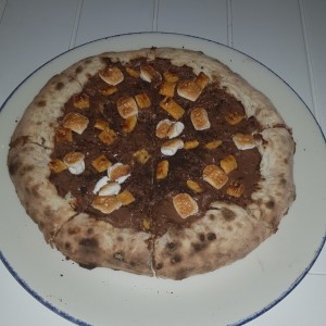 pizza de nutela y malva