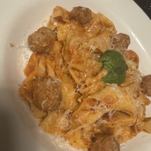 Pastas - Paccheri Alla Bolognesa