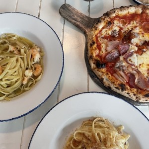 Spaghetti Alfredo e Prosciutto 