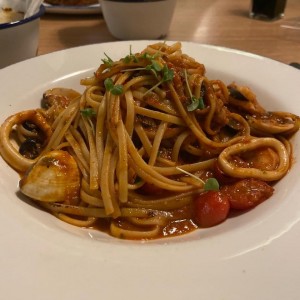 Linguini frutos del mar