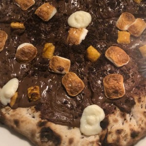 pizza de nutella y malva