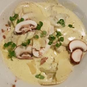 Tortellini con hongos portobello