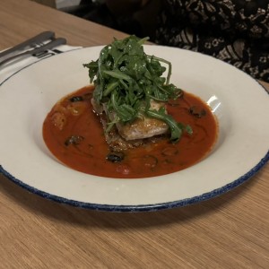 Corvina a La Livornesa